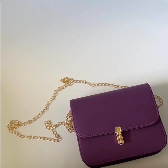 Deep Plum Gold Chain Crossbody Popular Fashion Bag - Picture 8 of 12